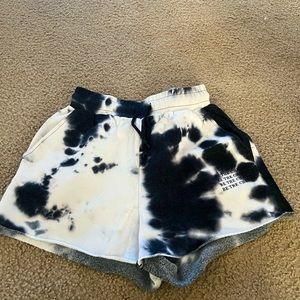 Balance Athletica now Vitality Affirmation Shorts